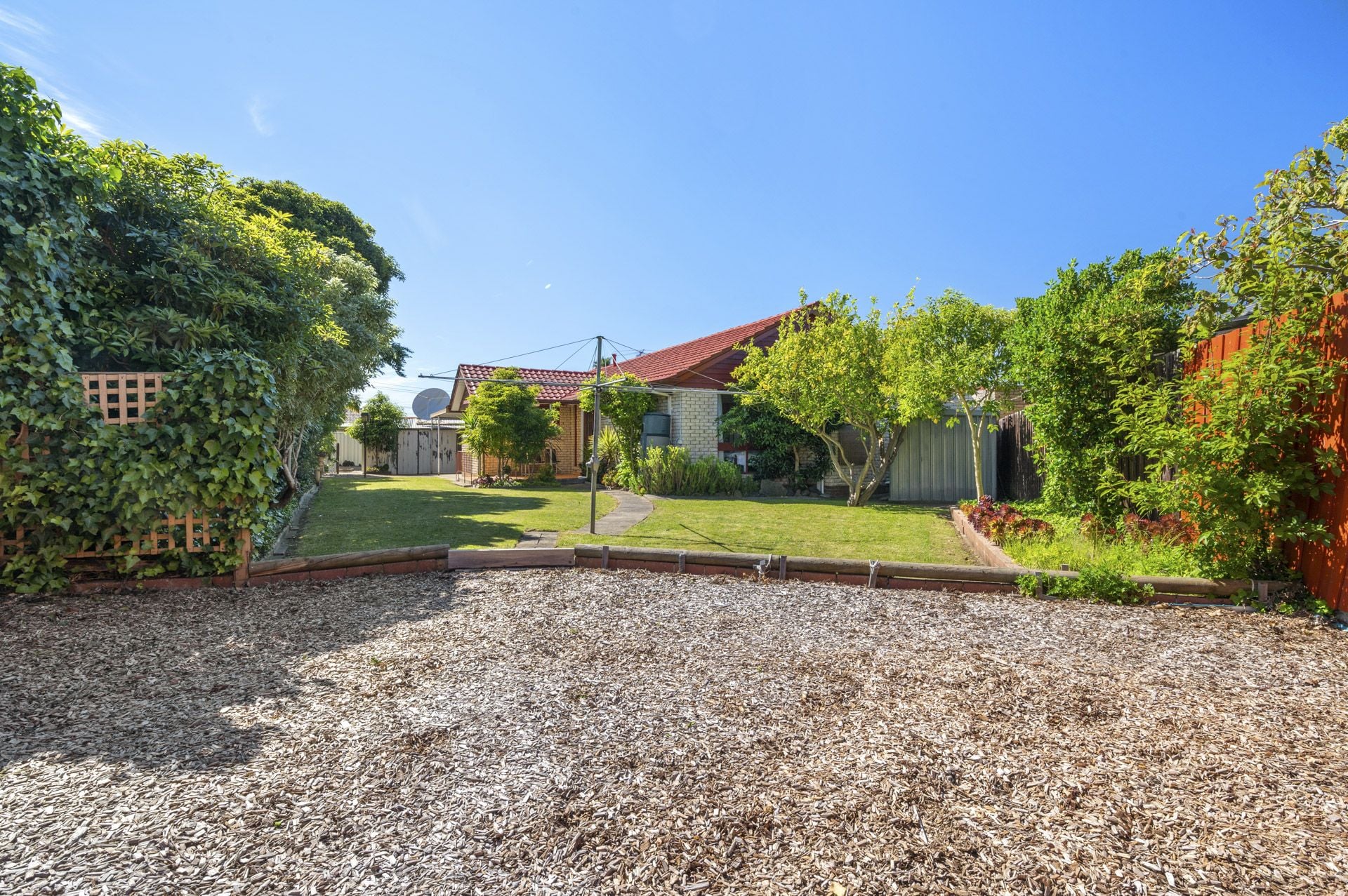 AFFORDABLE 4 BEDROOM HOME - LAND APPROX  724m2
