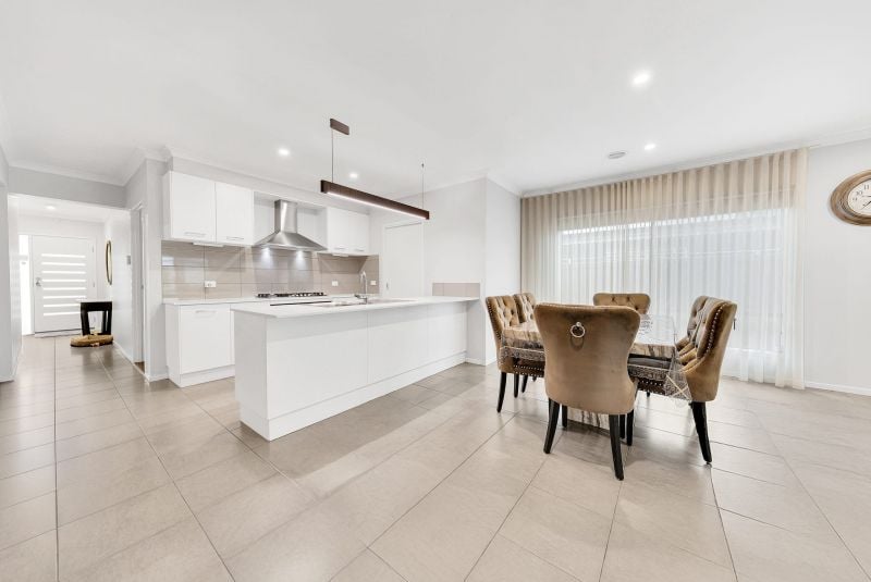 37 Myee Loop, Wollert