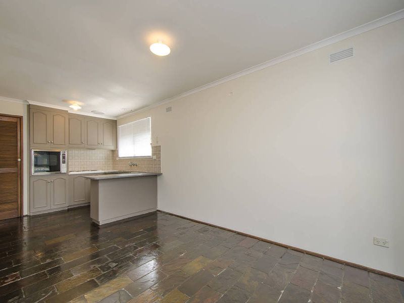 38 Shirley Street, Heathmont - Thumbnail 3