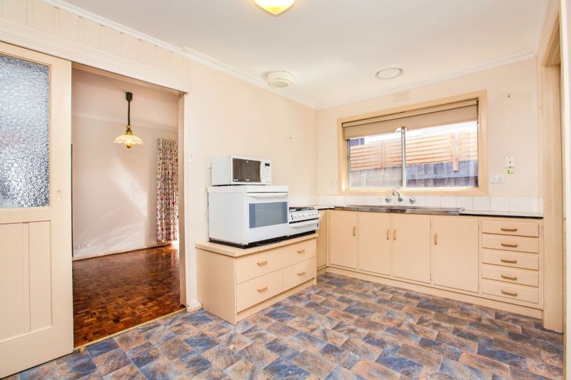 35 Commercial Road, Footscray - Thumbnail 5