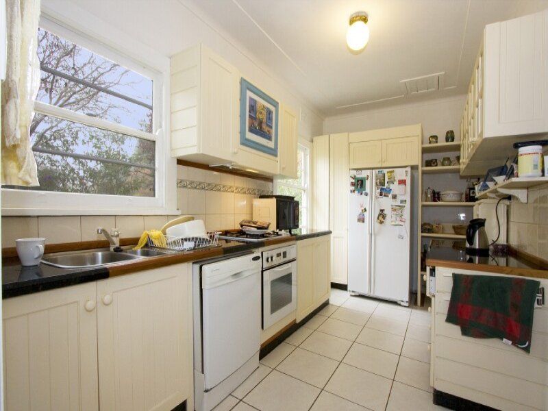 12 Bayfield Road, Galston - Thumbnail 4