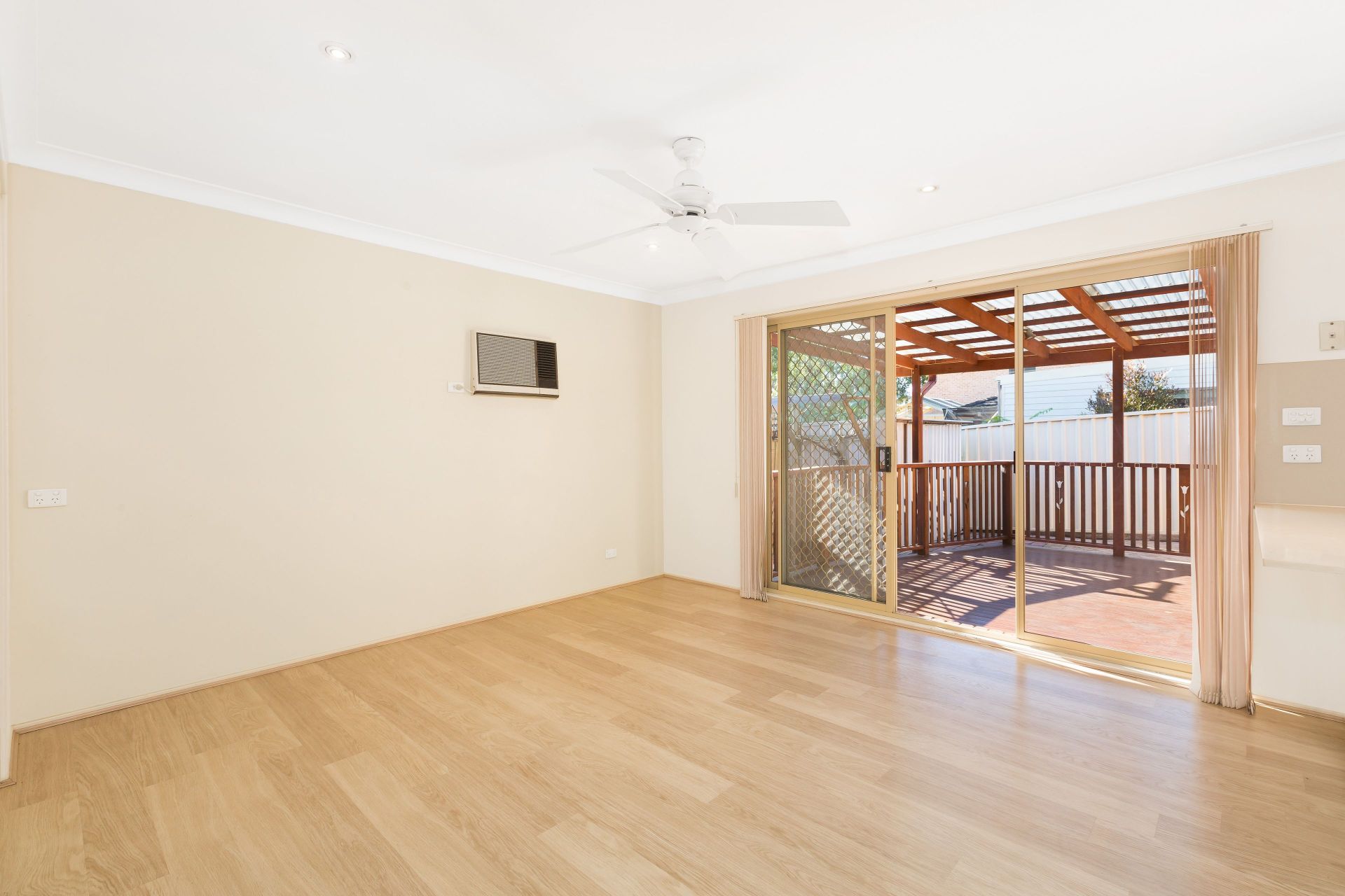 1 Bulwarra Street, CARINGBAH SOUTH, Caringbah South - Thumbnail 5