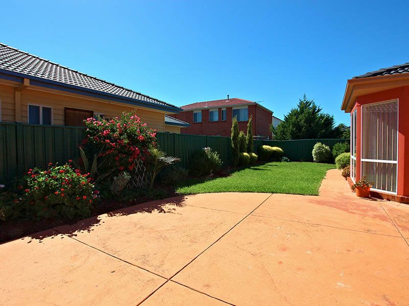 12 Wood Grove, Burnside - Thumbnail 7