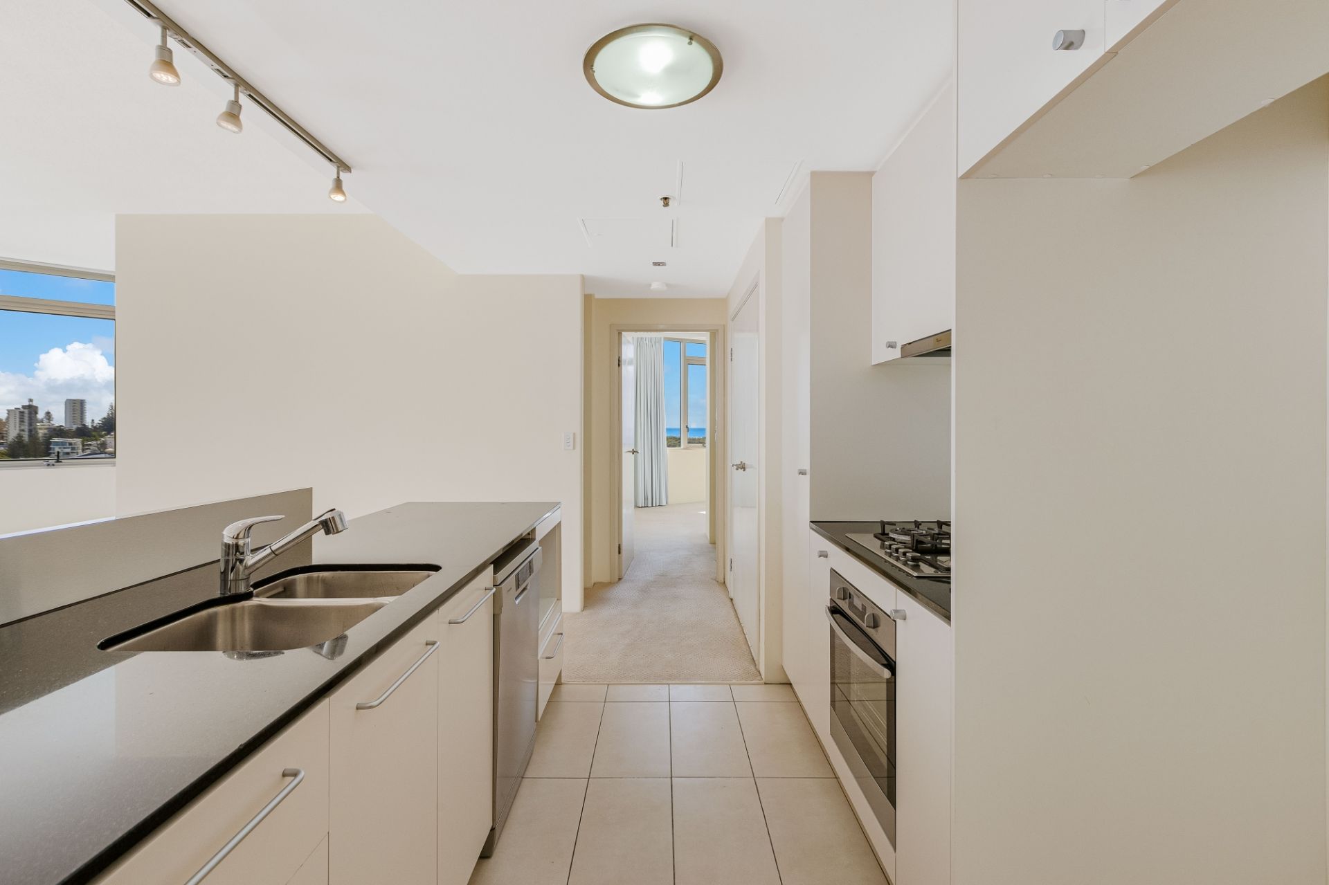 2102/14-22 Stuart Street Tweed Heads NSW, Tweed Heads - Thumbnail 4