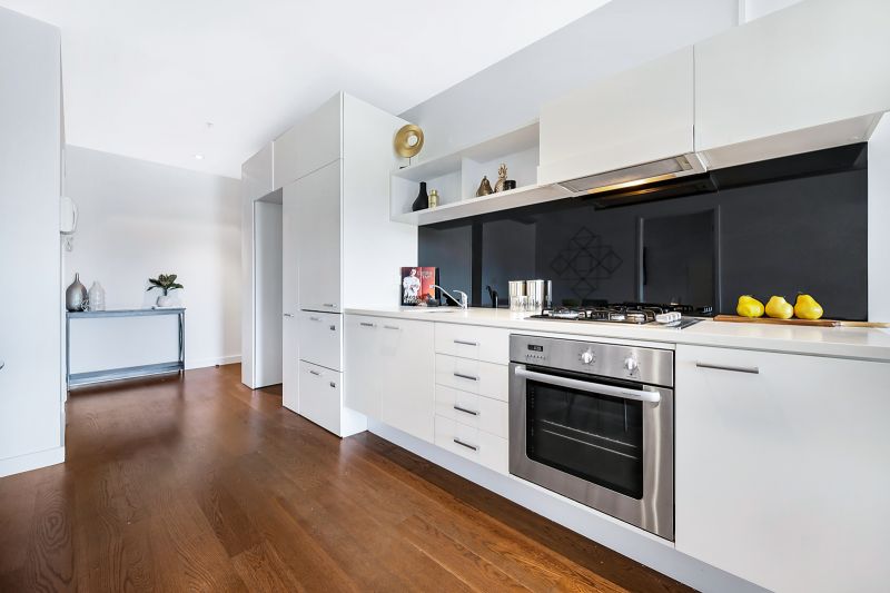 211/63 Acland Street, St Kilda