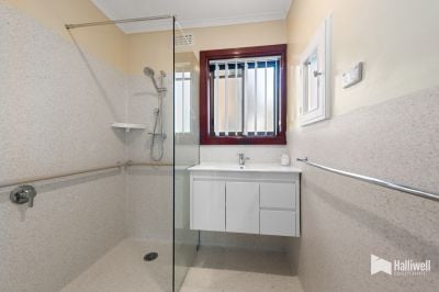 13 Ramsay Street, East Devonport, East Devonport - Thumbnail 4