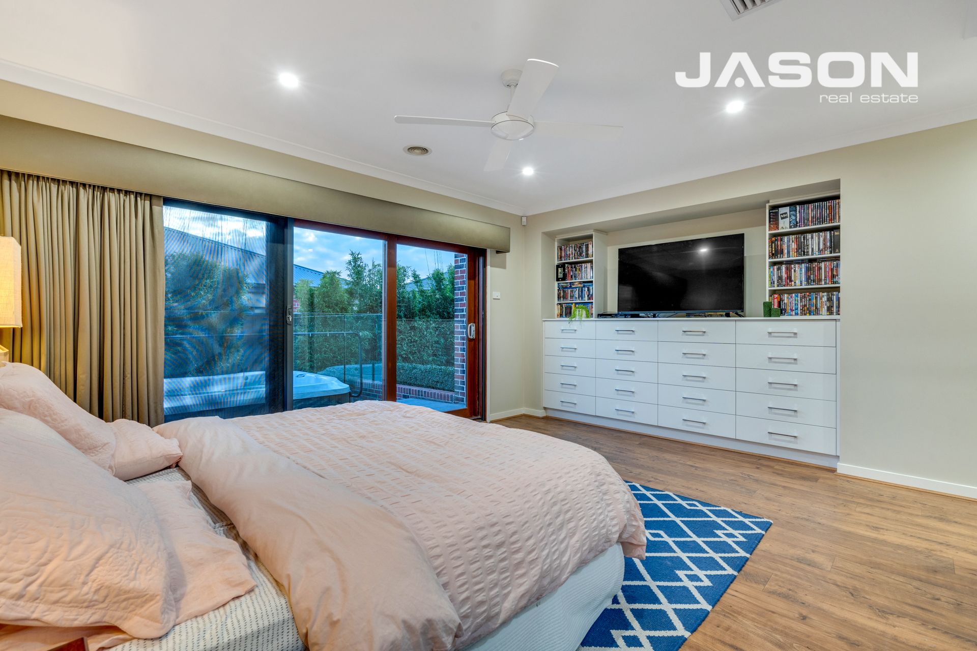 107 Horizon Boulevard, Greenvale Jason Real Estate