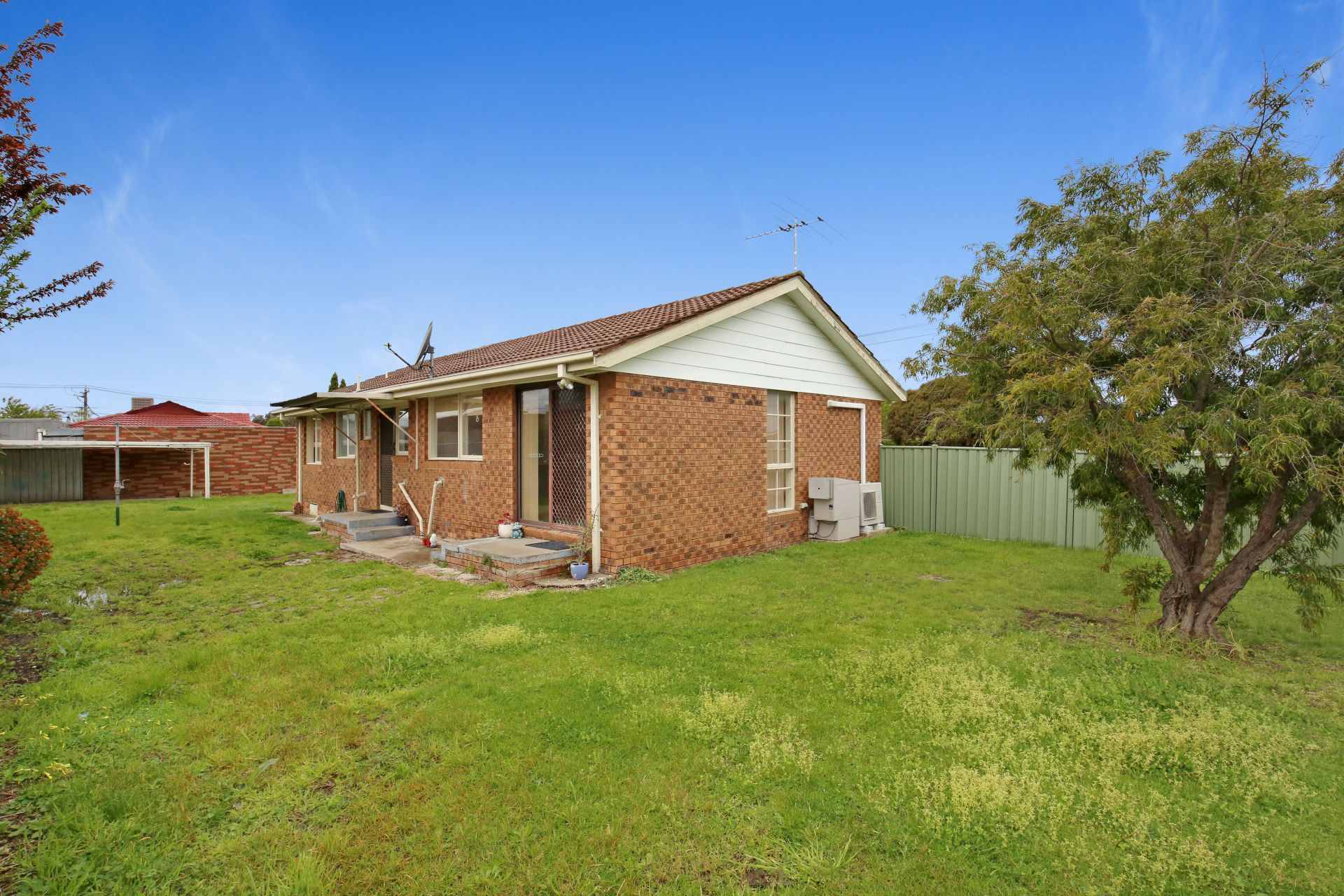 CONVENIENCE & LOCATION   *Insp Wed 4th Mar @ 4:20pm*