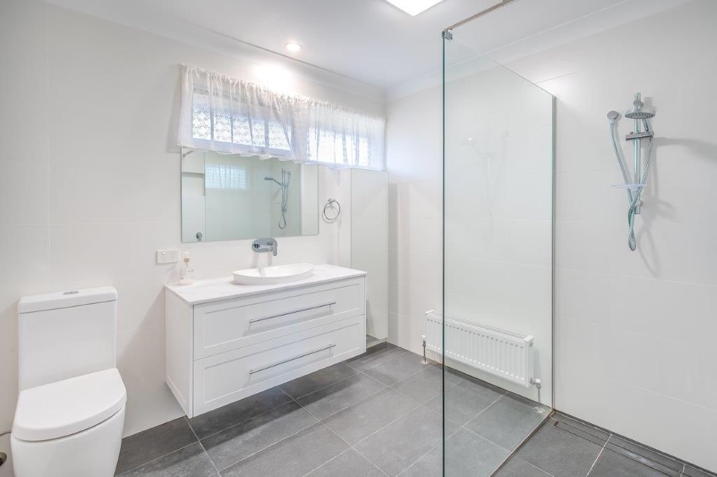 *APPLICATION APPROVED 17/01/2020*
**Great family home in fabulous location**