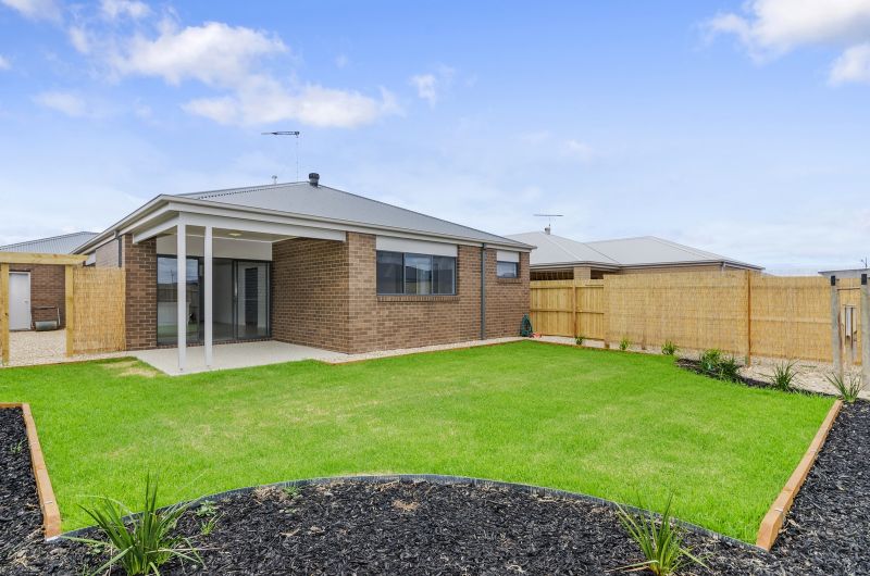 11 Tyro Street Ocean Grove VIC, Ocean Grove - Thumbnail 4