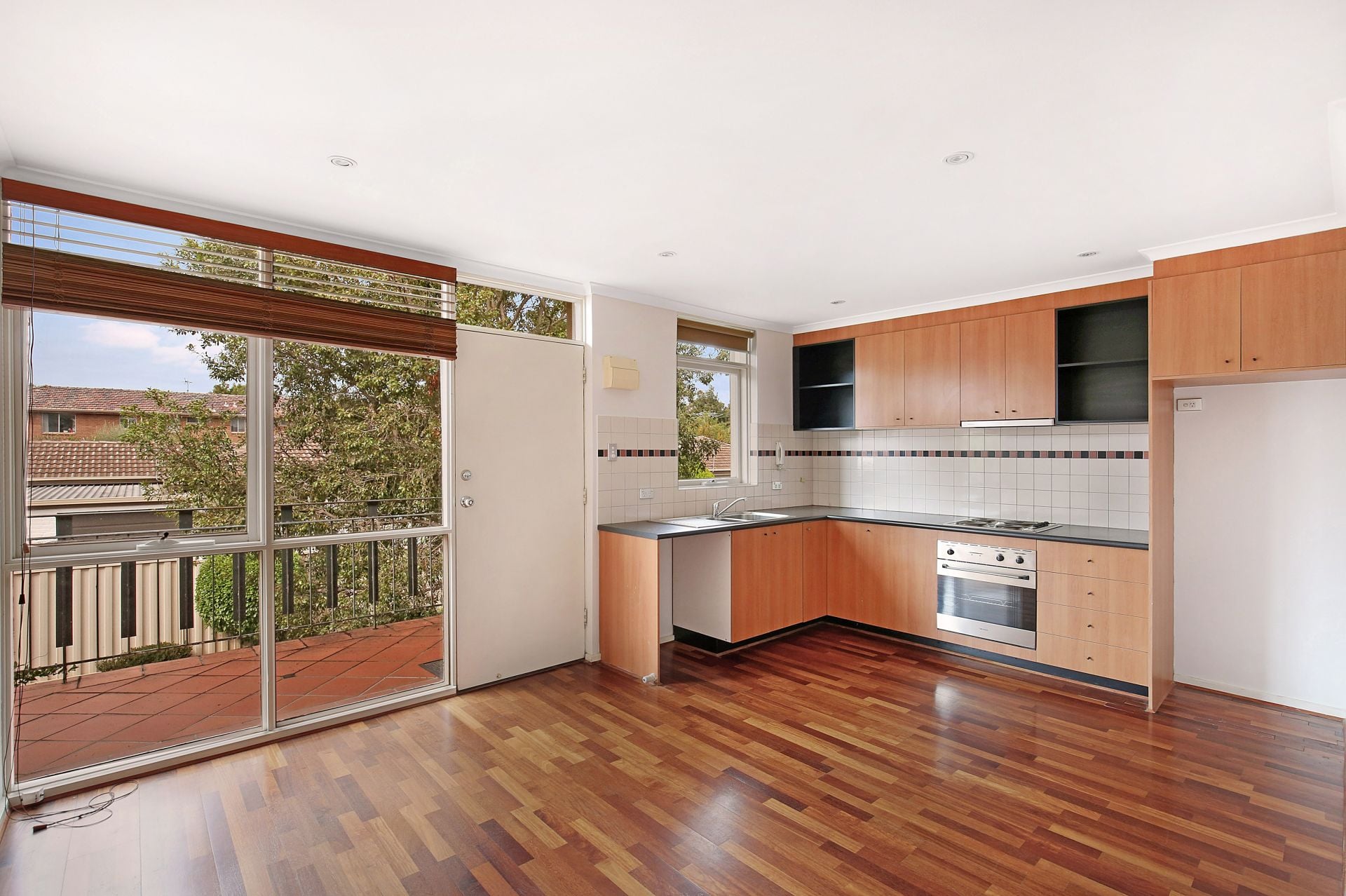 Stunning One Bedroom Apartment In Great Location!
