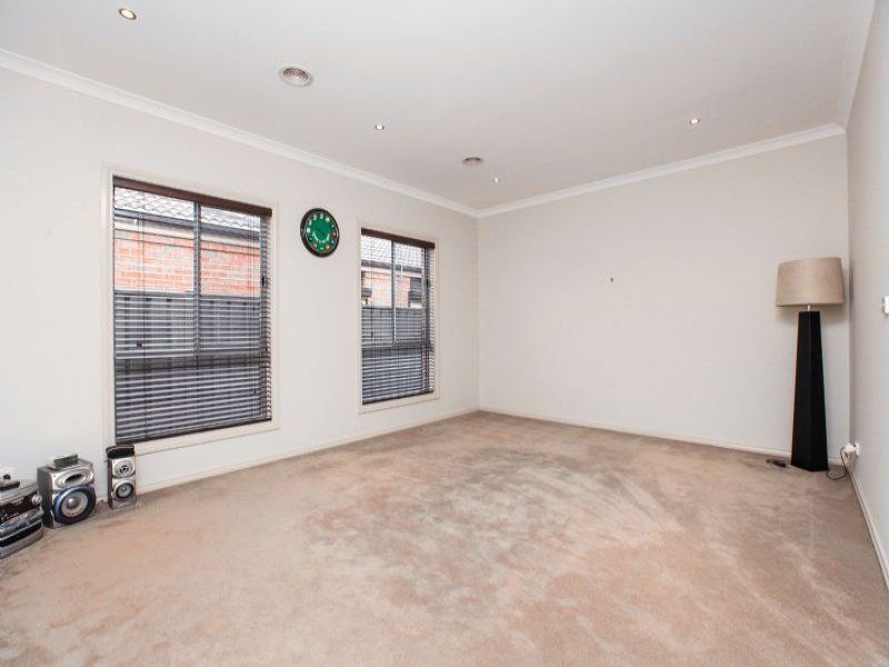 6 Counihan Avenue, Caroline Springs - Thumbnail 6