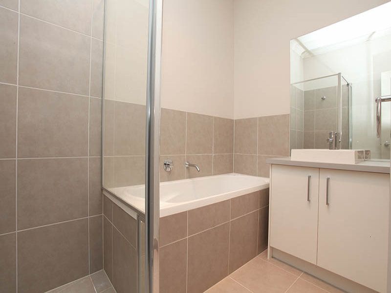 638 Eynesbury Road, Eynesbury - Thumbnail 6