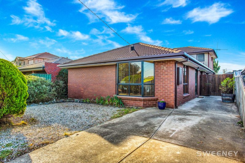 21 Lan Avenue, Altona Meadows - Thumbnail 2