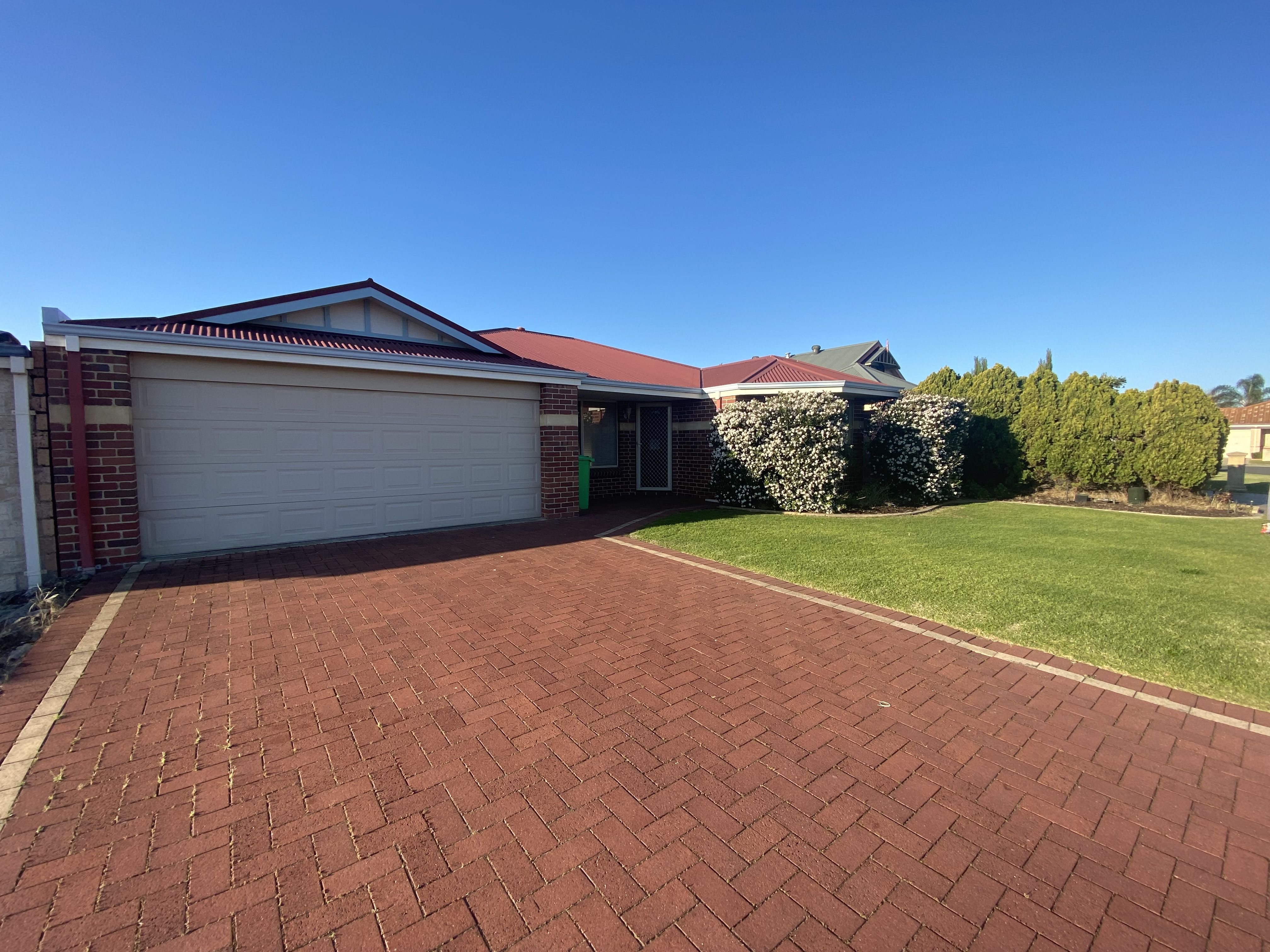 Real Estate For Lease 42 Lantana Lane Glen Iris , WA