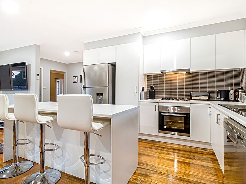 24 Kaye Crescent, Laverton - Thumbnail 2