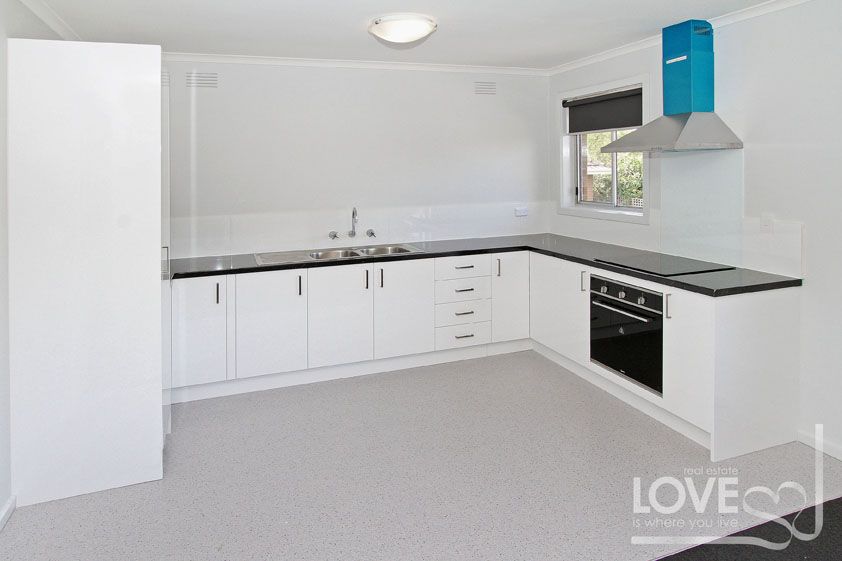 UPDATED EXCELLENCE IN A SUPERB LOCATION