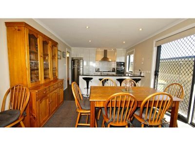 3/134 William Street, DEVONPORT, Devonport - Thumbnail 4