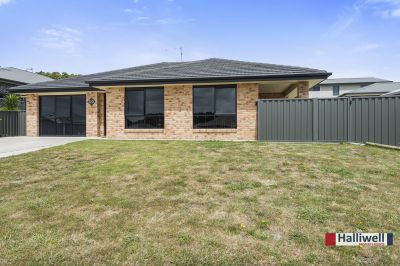 30 Washington Drive, Stony Rise, Stony Rise - Thumbnail 3