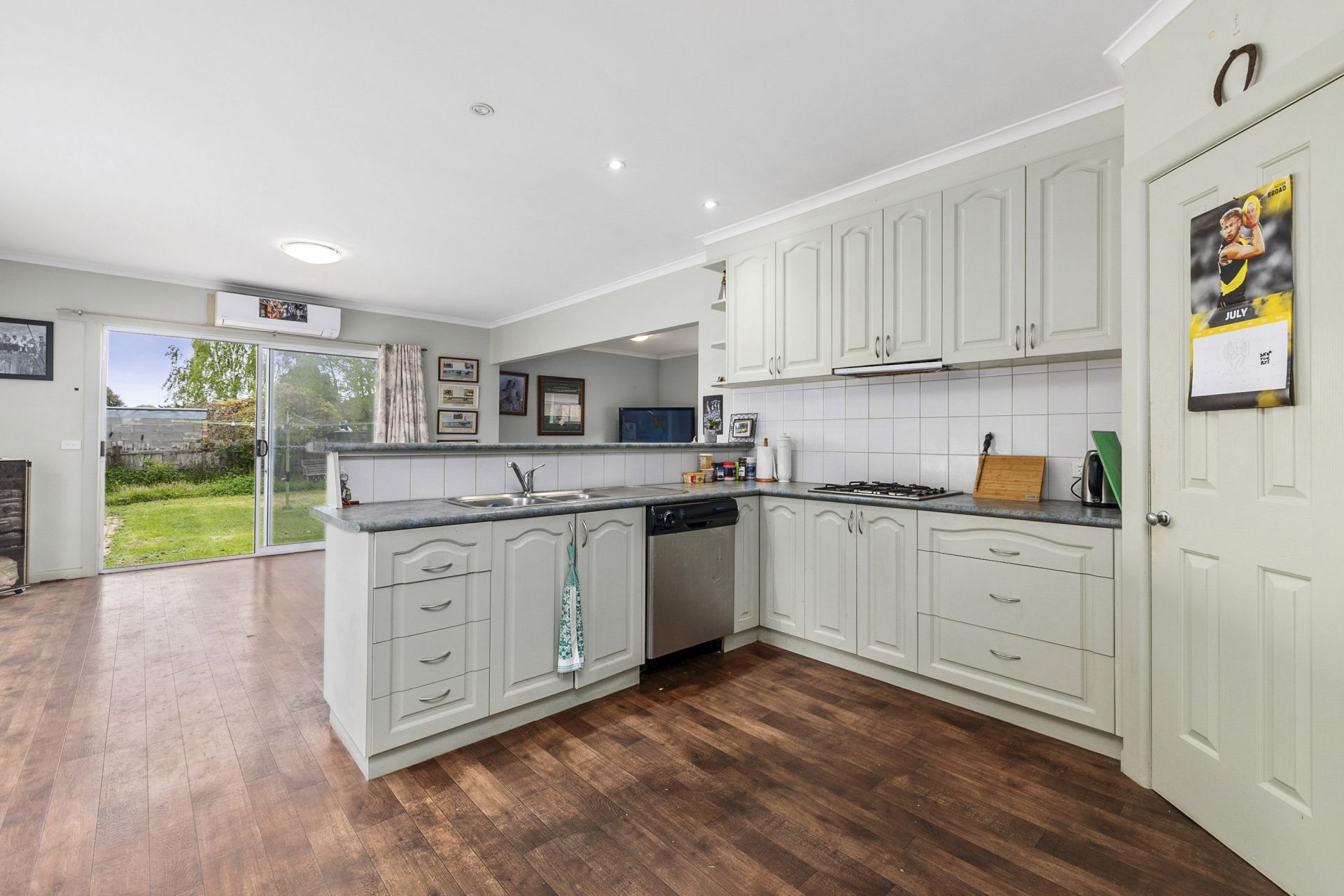 1 Form Street, Wendouree, Wendouree - Thumbnail 4