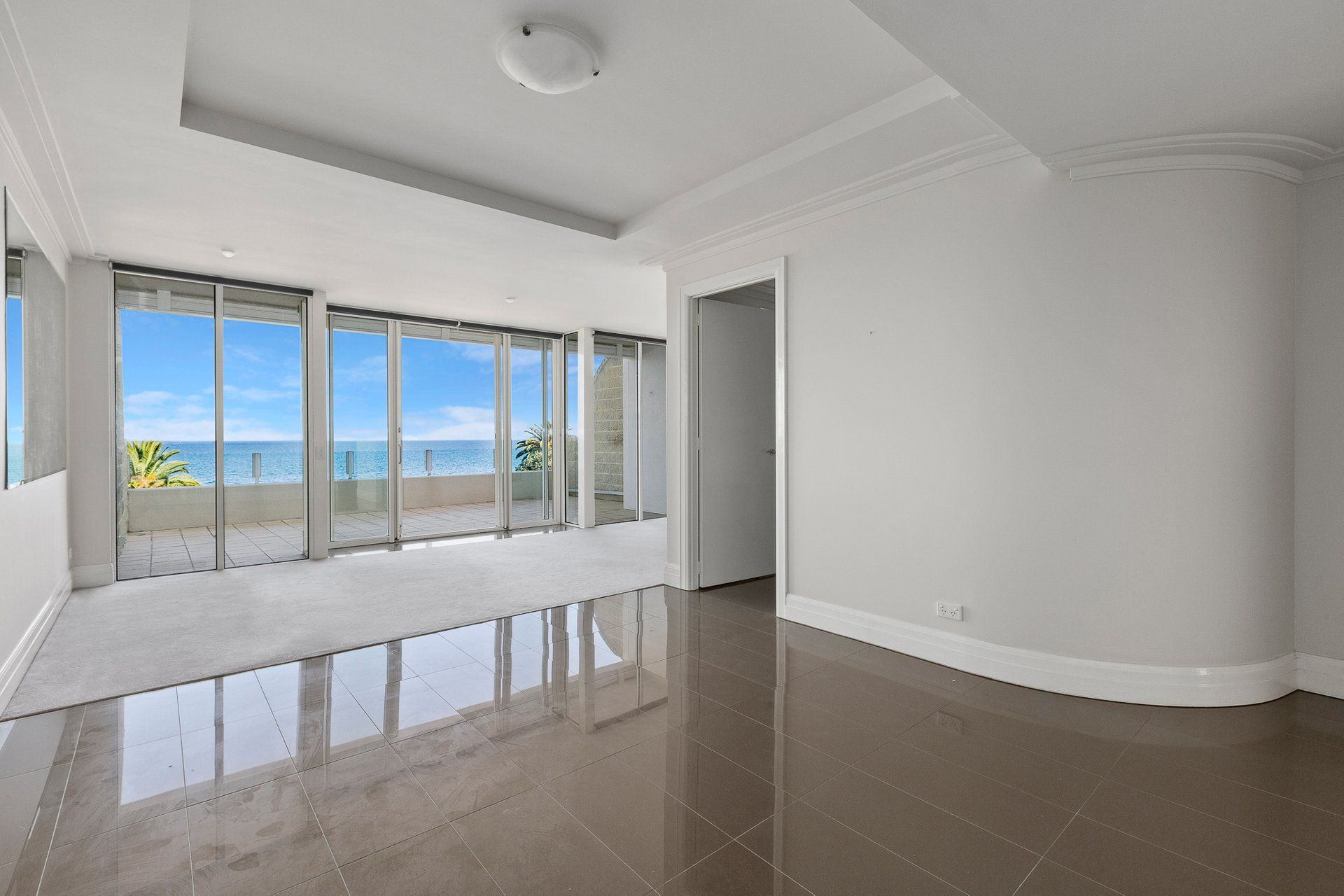 16/156 Beaconsfield Parade, ALBERT PARK Salt Real Estate