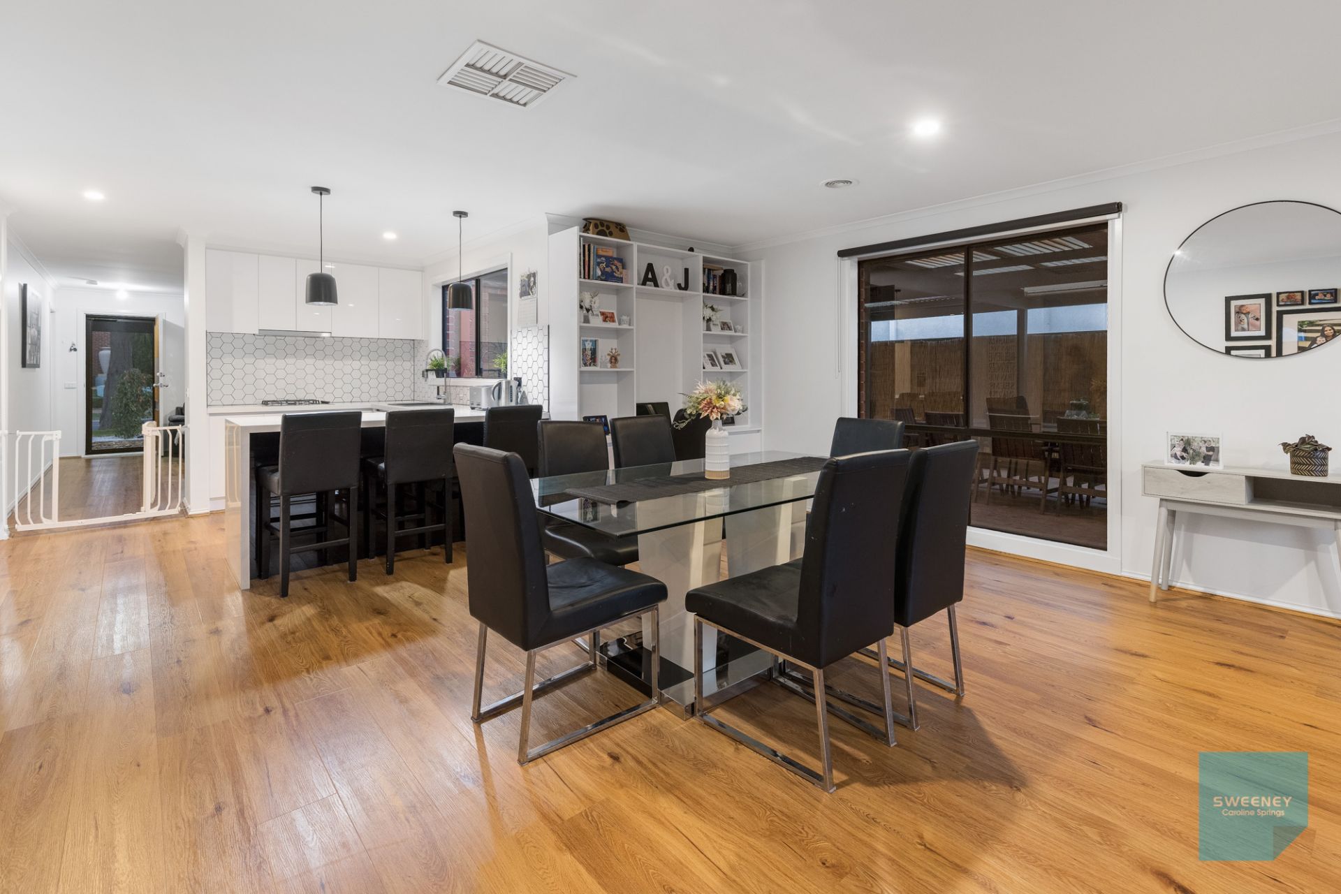 81 Chisholm Drive, Caroline Springs - Thumbnail 5