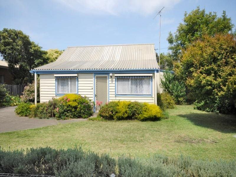 94 Hitchcock Avenue BARWON HEADS VIC, Barwon Heads - Thumbnail 2