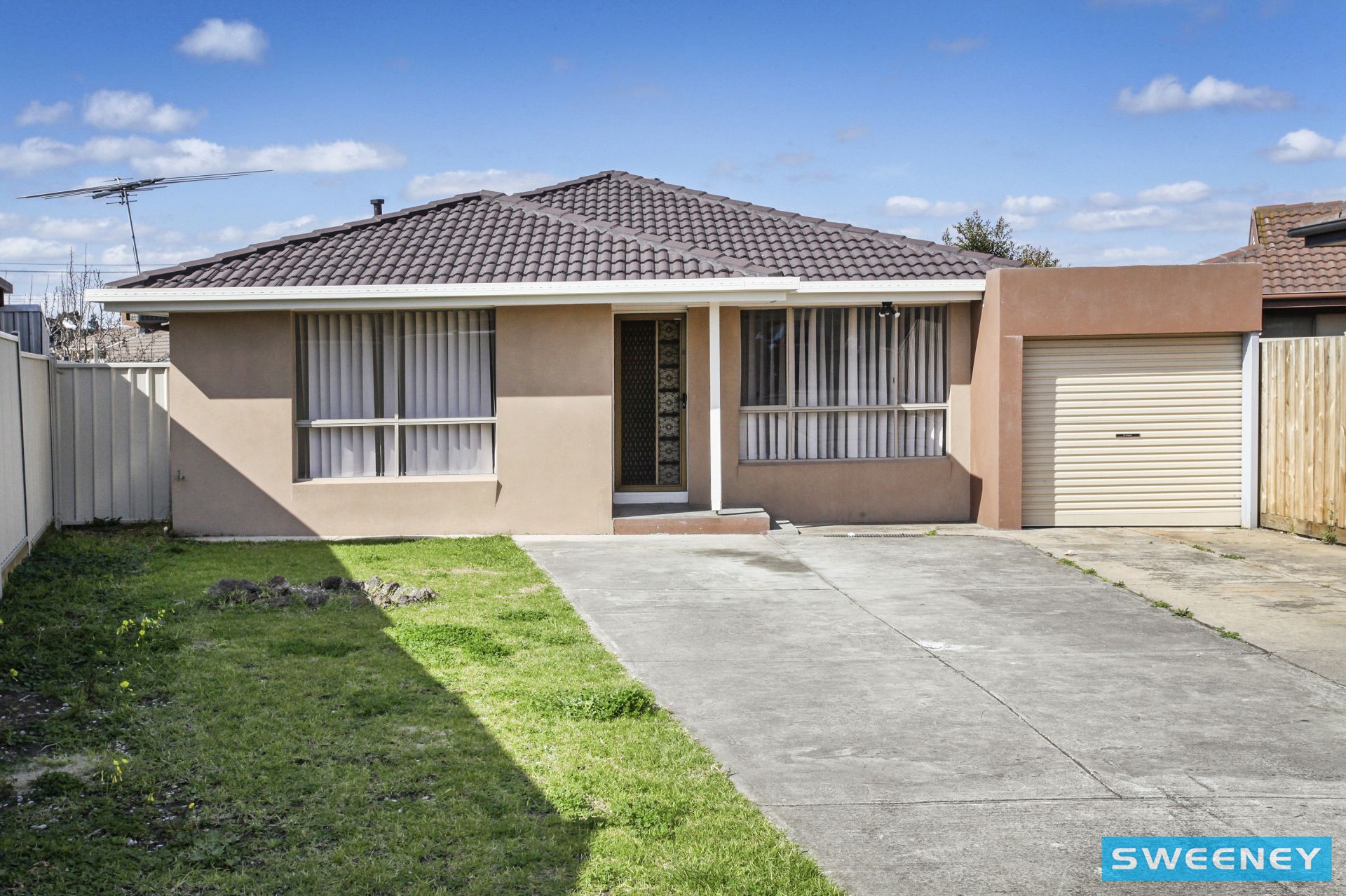 2/16 Brodie Court, Meadow Heights - Thumbnail 2
