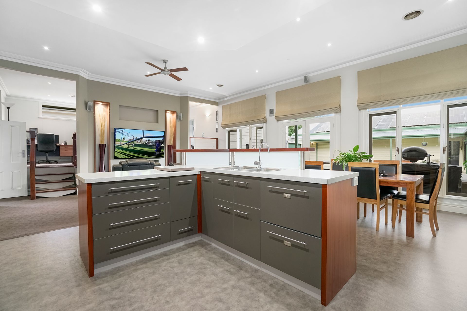 513 Ascot Street South, Redan, Redan - Thumbnail 7