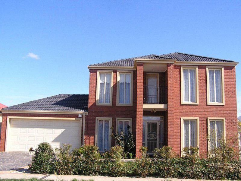 21 Old Hall Drive, Caroline Springs - Thumbnail 2