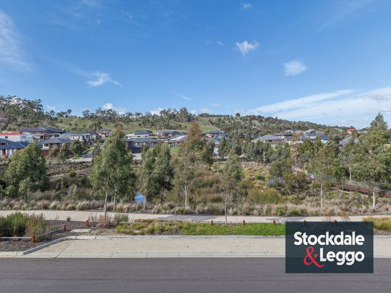 31 Palisades Boulevard SOUTH MORANG, South Morang - Thumbnail 2