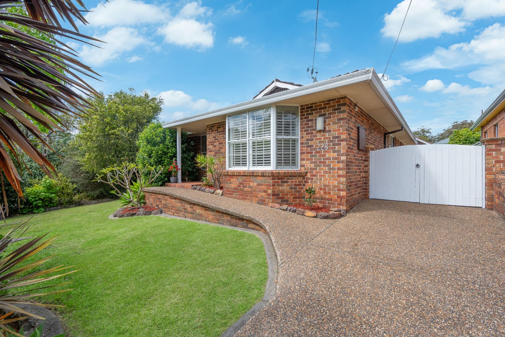 228 President Avenue Miranda NSW, Miranda - Thumbnail 3