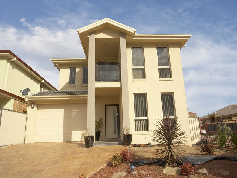 15 Hemsley Promenade, Point Cook - Thumbnail 2