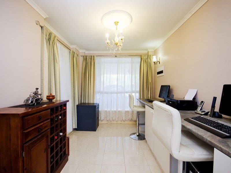 8 Topaz Crescent Salisbury East 5109
