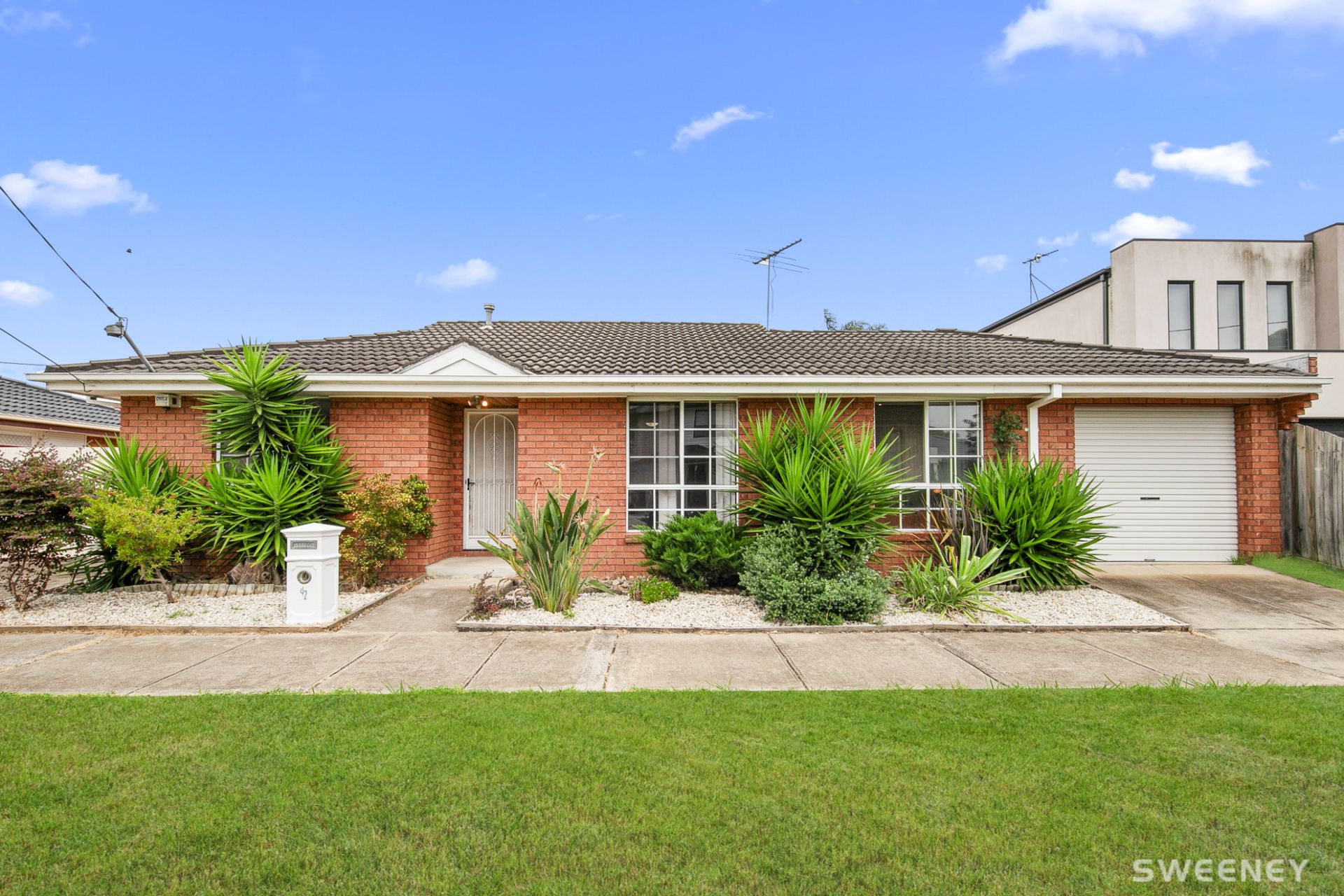 42 Howard Street, Altona Meadows - Thumbnail 2