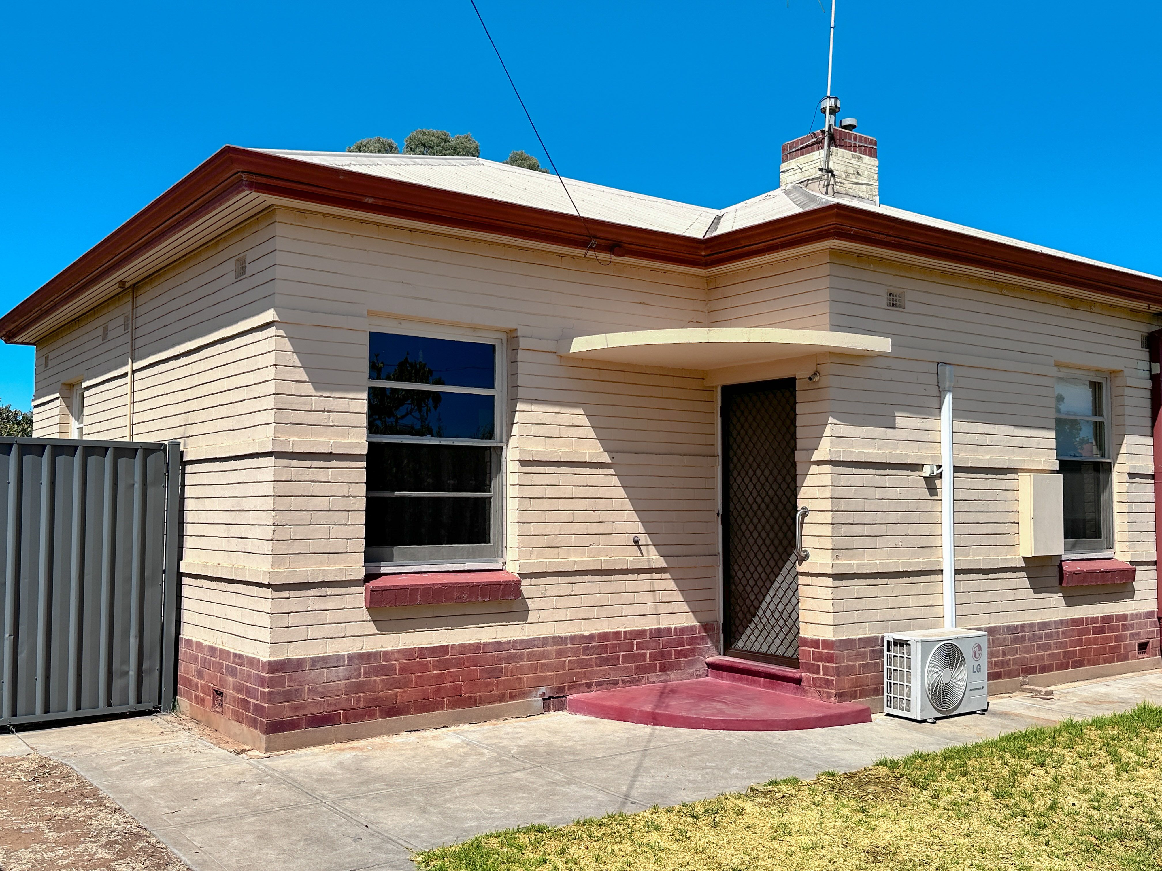 12 Arthur Street Pennington 5013