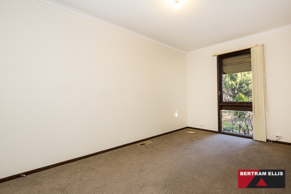 225 Namatjira Drive, Fisher - Thumbnail 8