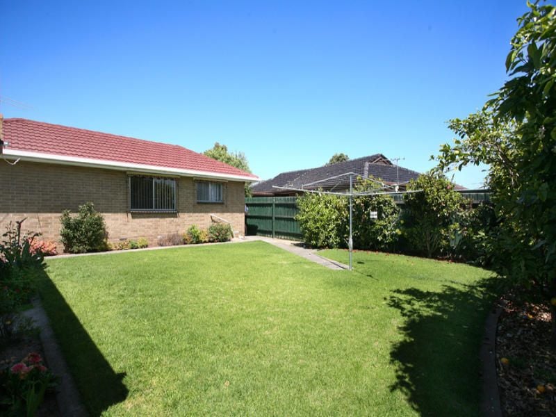 6 Martin Court, Seaholme - Thumbnail 8
