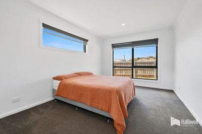 3
 
 
 
  
 
 
 2
 
 
 
  
 
 
 2
 
 
 
 
 
 
 
 76 Mungala Crescent, Miandetta TAS 7310, Miandetta - Thumbnail 7