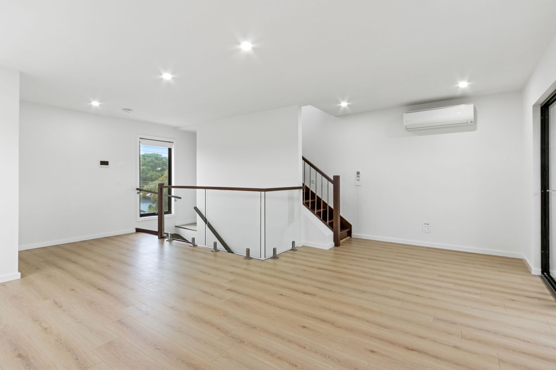 Brand New Luxury 2-Bedroom Apartment in Vibrant Northcote