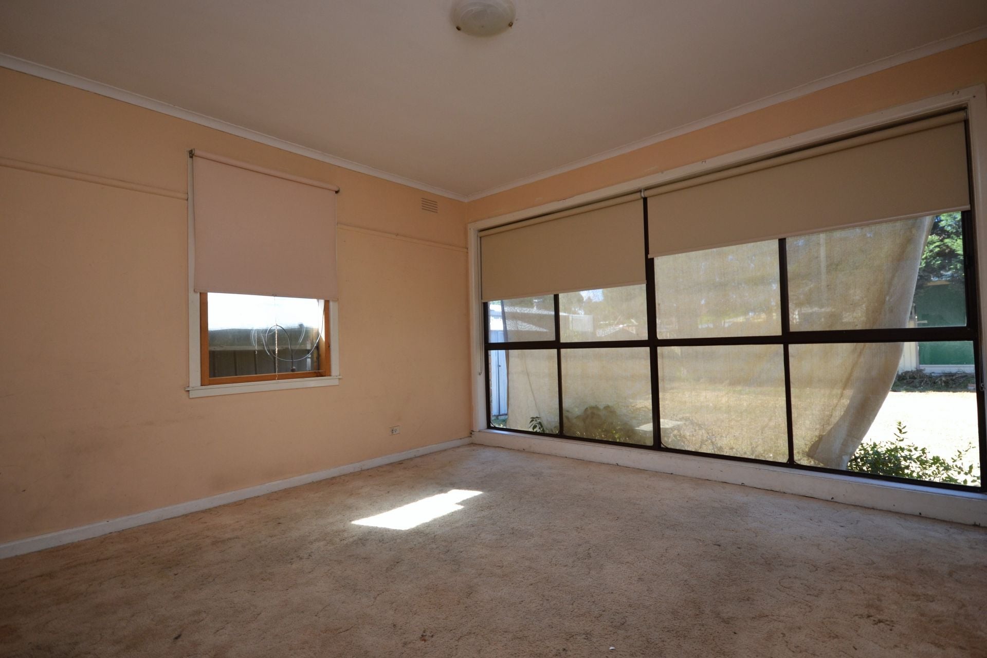 CLOSE TO ALL AMENITIES!