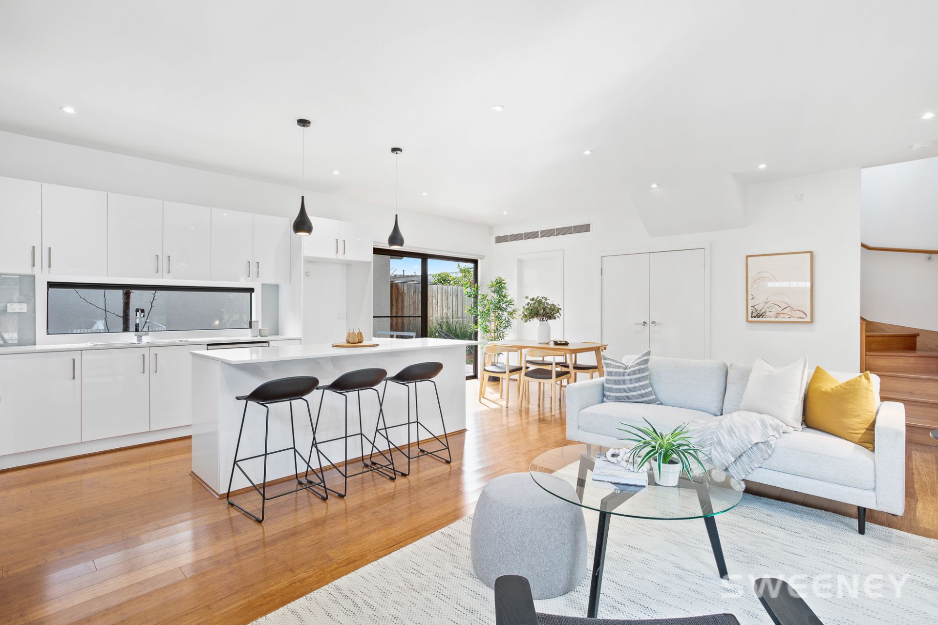 1/54a Mills Street, Altona North - Thumbnail 2