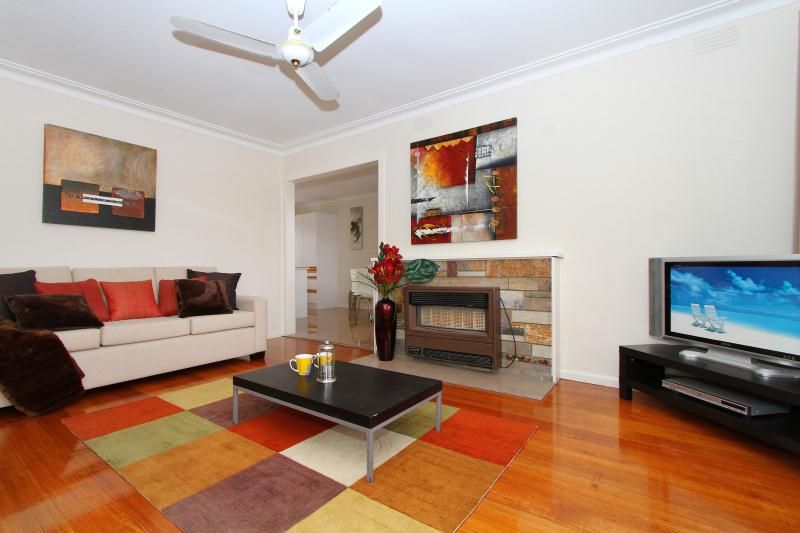 RENOVATED AND READY!!!!!