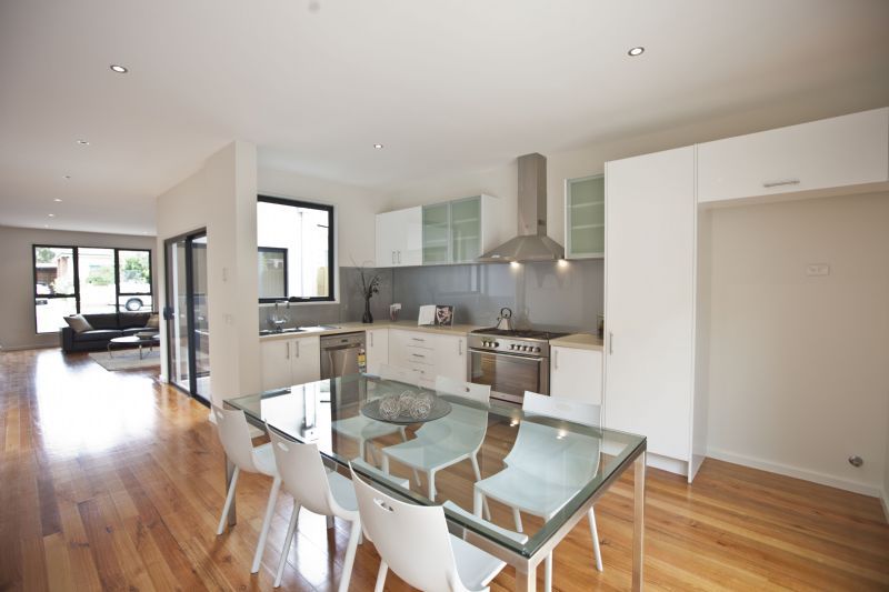 2 Lennox Street, Yarraville - Thumbnail 3