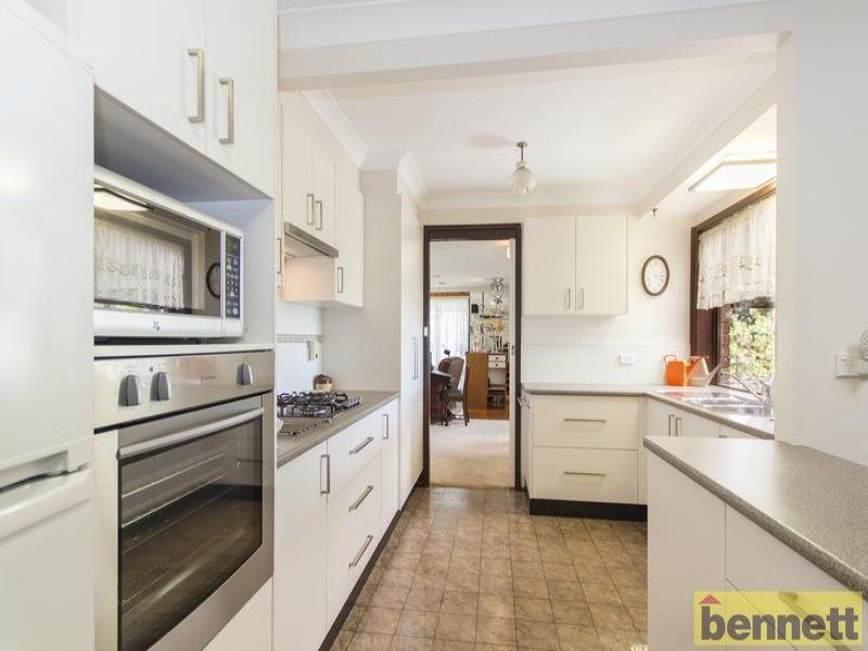 4 Blaxlands Ridge Road, Kurrajong - Thumbnail 2