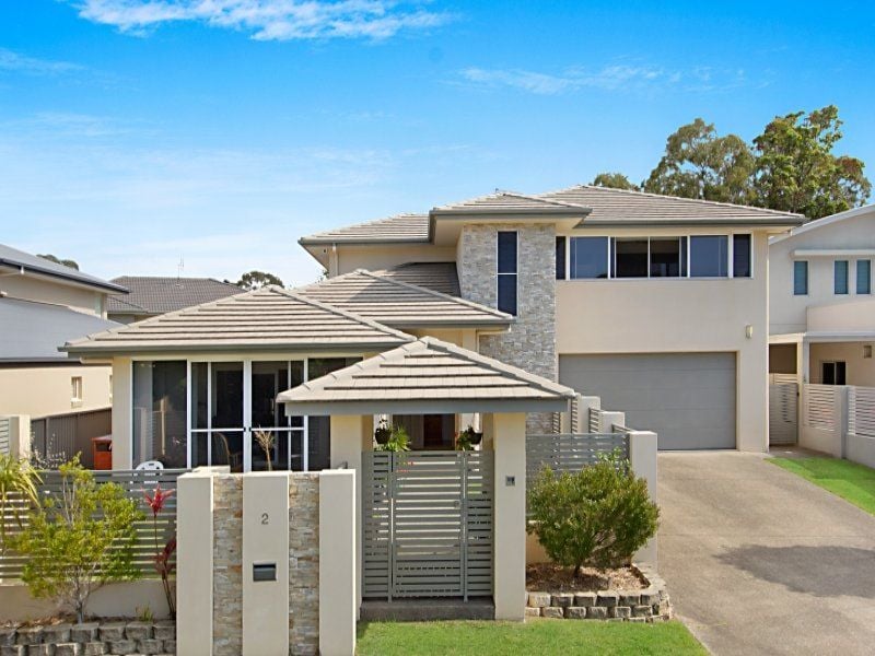 2 Fairmont Court BANORA POINT NSW, Banora Point - Thumbnail 2