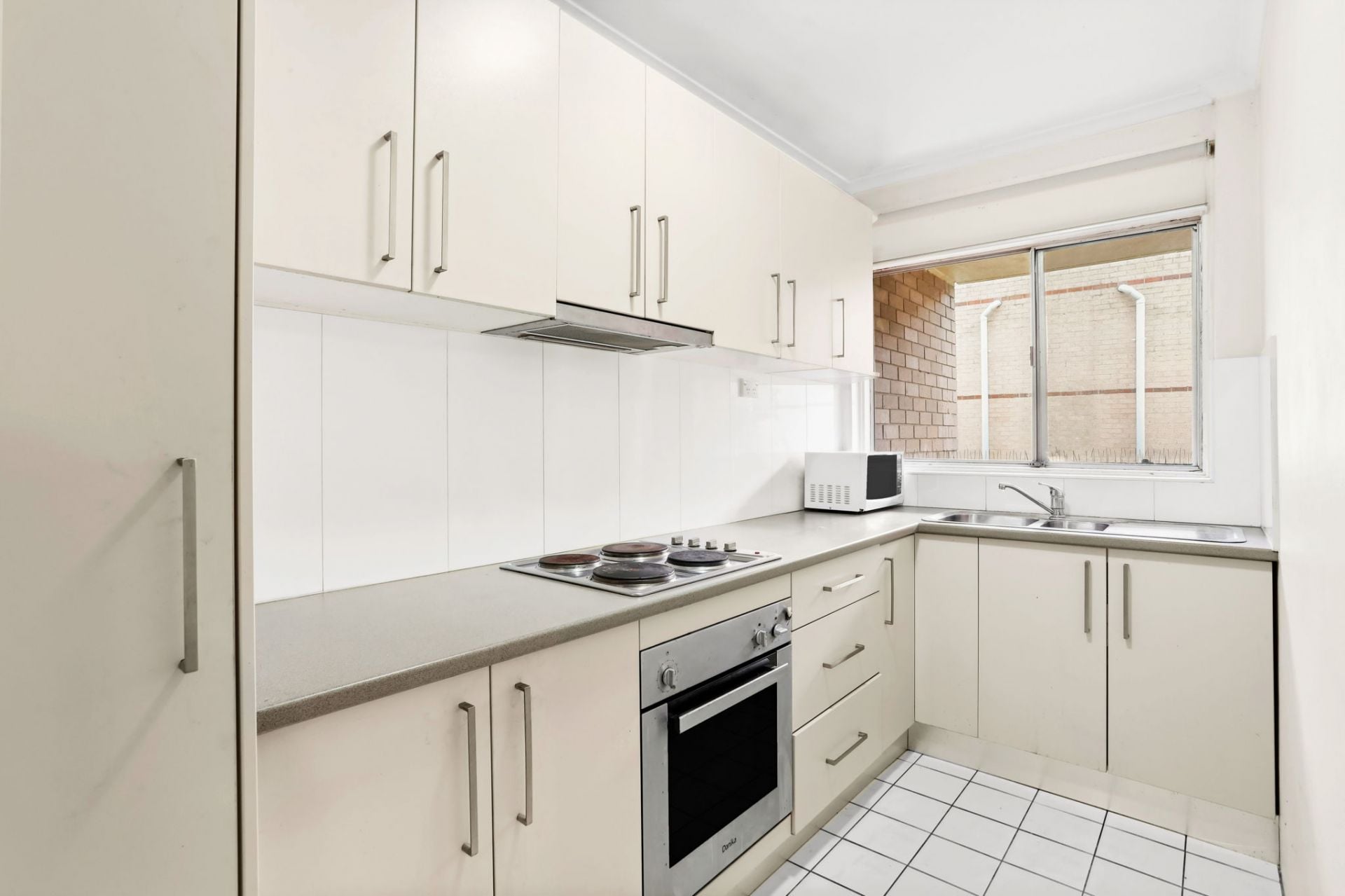 8/31-35 Forbes Street Liverpool NSW, Liverpool - Thumbnail 3
