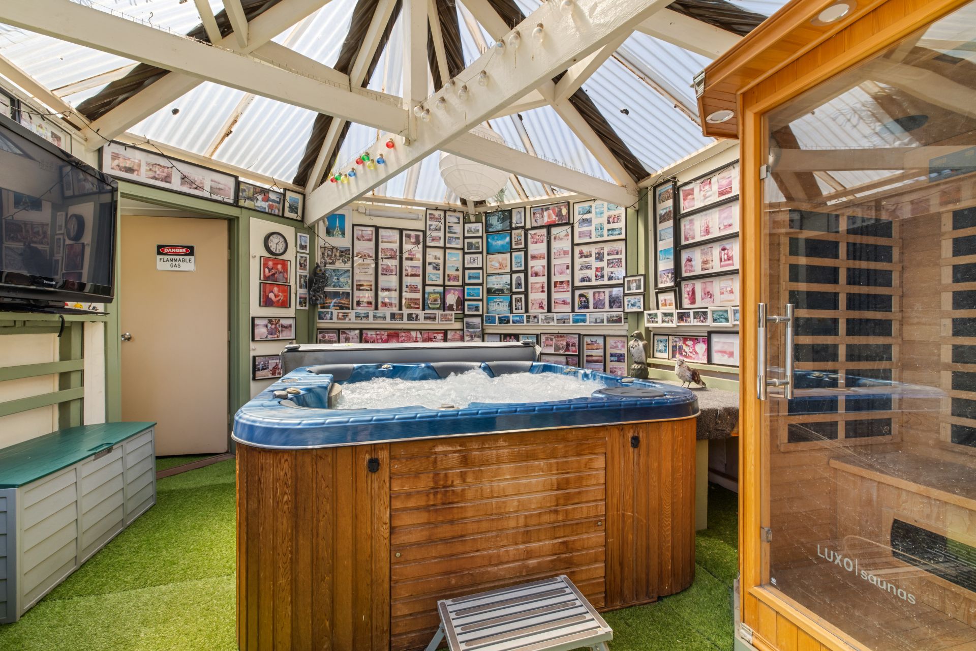 Indoor-Outdoor Spaces For An Unmatched Family Lifestyle
