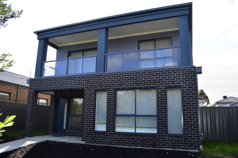 13 Teschke Walk, Epping