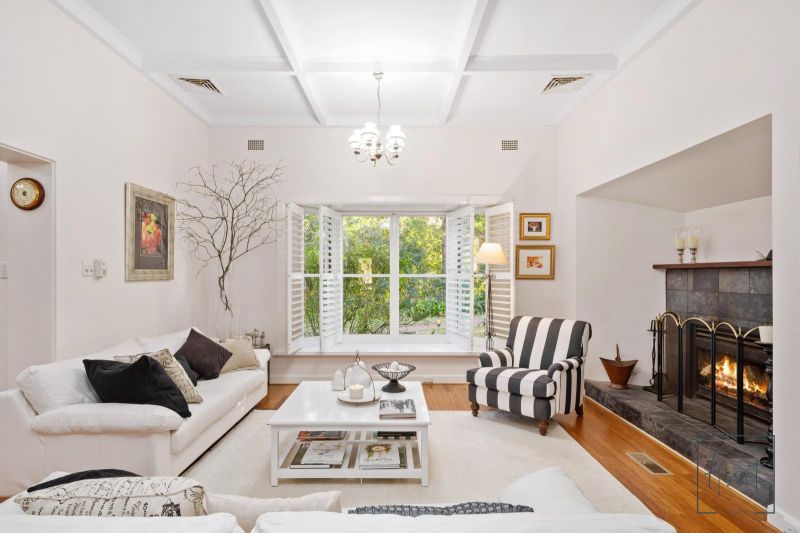 9 Highlands Avenue, Gordon